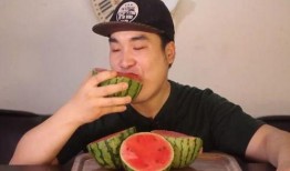 青岛网红夫妇吃瓜,揭秘幕后真相与网友热议