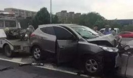 郑州车祸爆料新闻报道视频,惊心动魄的现场直击