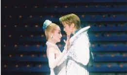 真假少爷爆料视频播放,视频播放背后的惊人真相