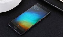 最新爆料小米卢伟冰消息,卢伟冰透露惊人信息，性能与设计全面升级！”