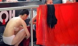 偷拍更衣在线观看,揭秘偷拍更衣在线观看事件背后的真相