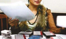 张钰爆料娱乐圈内幕详情,张钰揭露惊天内幕，揭秘明星背后的黑暗面