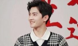 杨洋搞笑爆料视频,笑料连连，揭秘明星幕后趣事